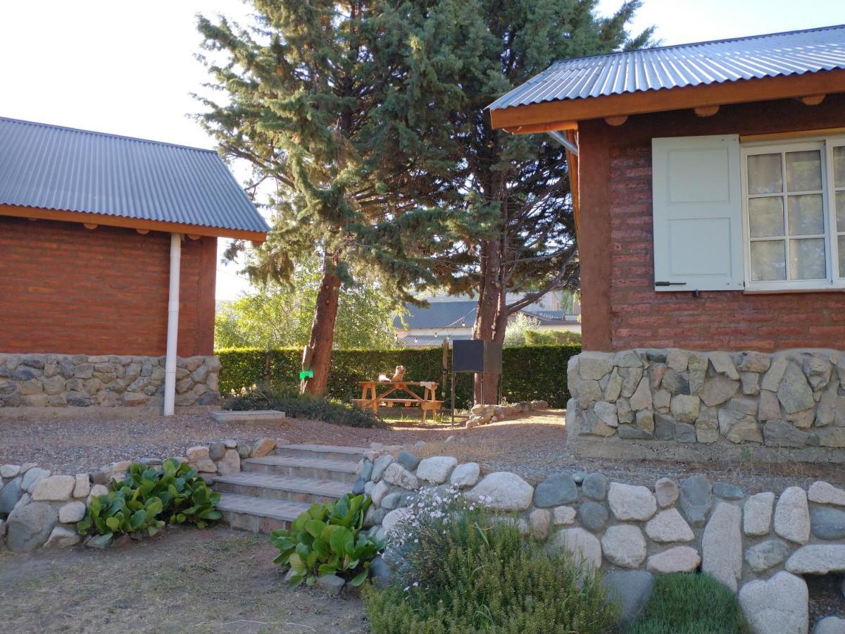 Cabanas Pyracantha Esquel Exterior foto