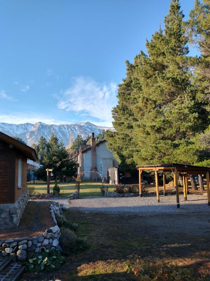 Cabanas Pyracantha Esquel Exterior foto