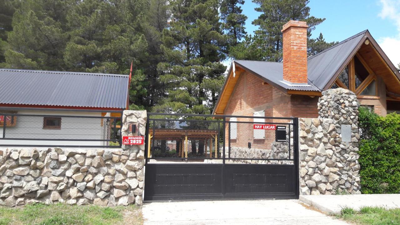 Cabanas Pyracantha Esquel Exterior foto