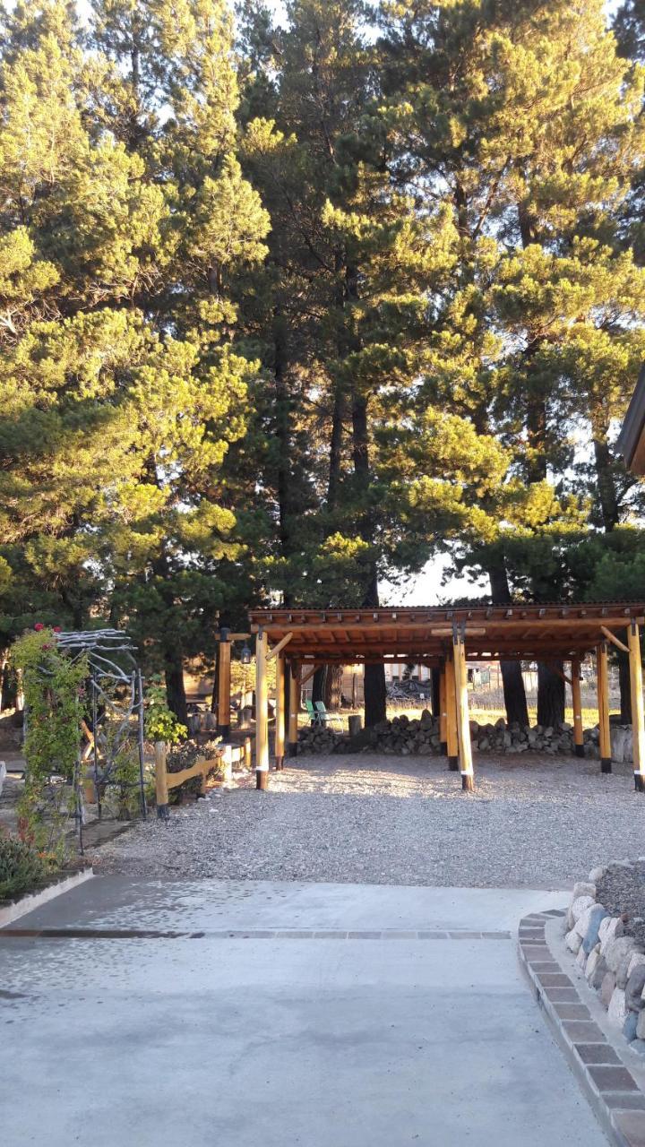 Cabanas Pyracantha Esquel Exterior foto